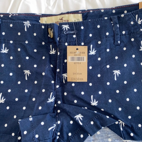 Blue hollister shorts - Picture 3 of 3